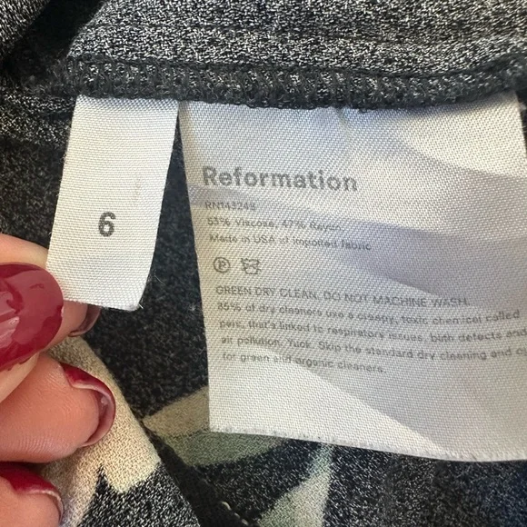 Reformation Vanessa Floral Print Long Sleeve Midi Dress - Picture 11 of 11